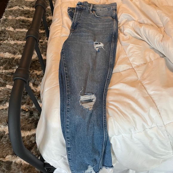 Good American Good Curve Skinny crop size 29 - Picture 6 of 9